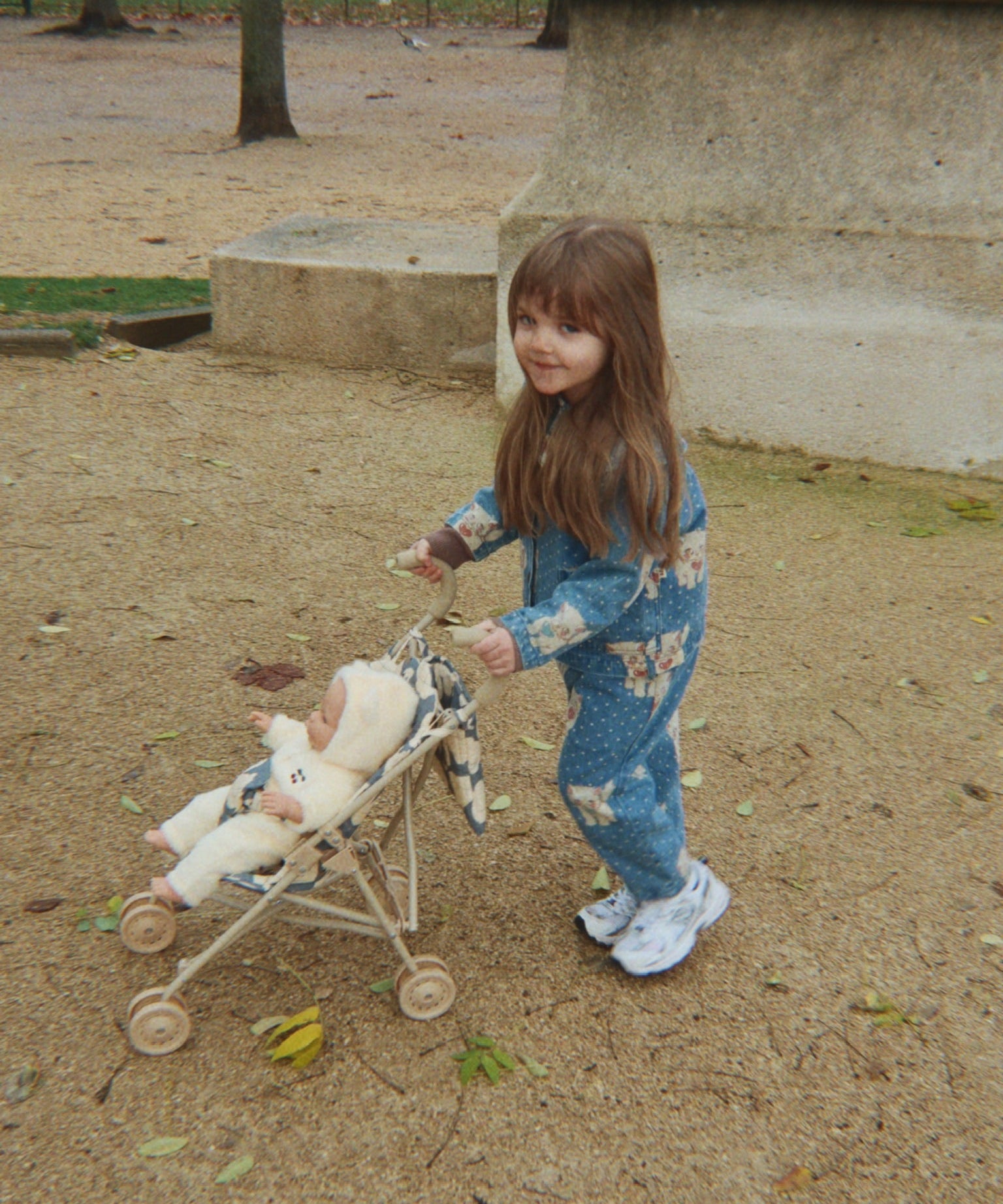DOLL STROLLER - SWAN