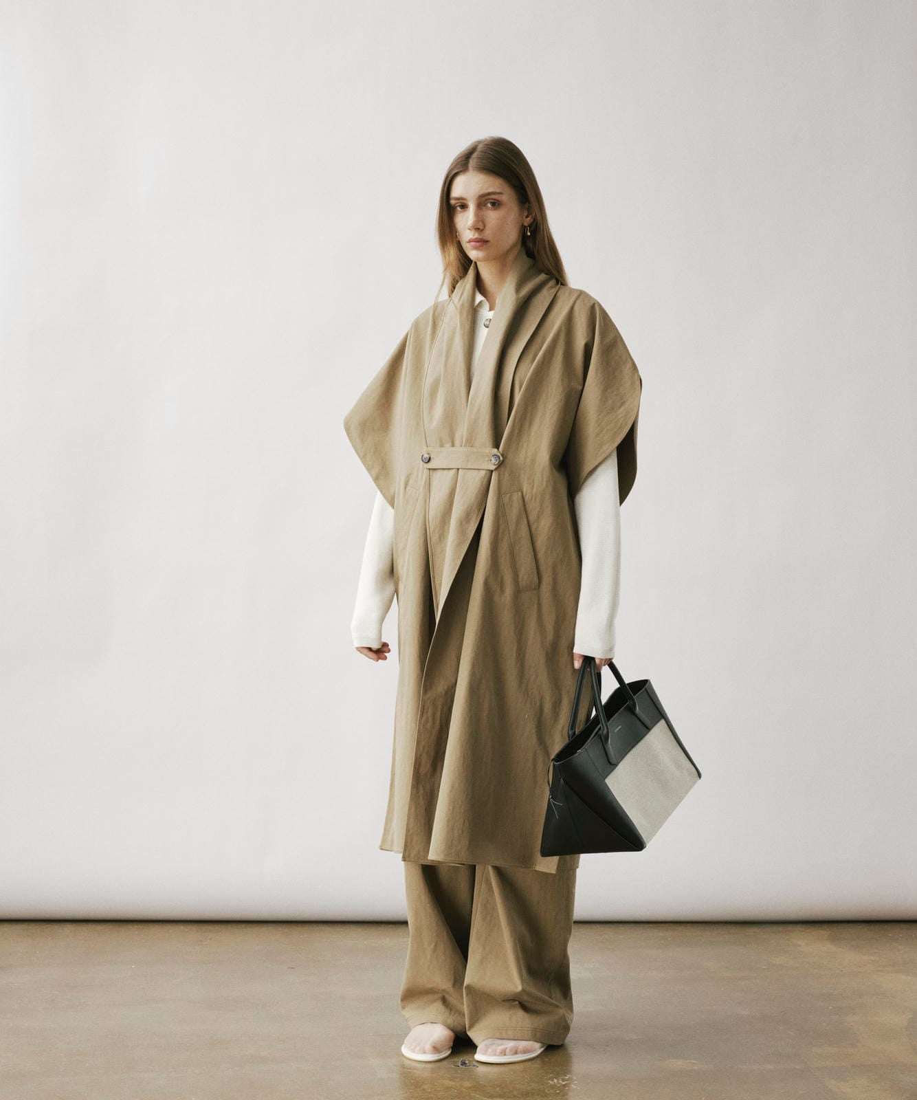 Amit cape trench