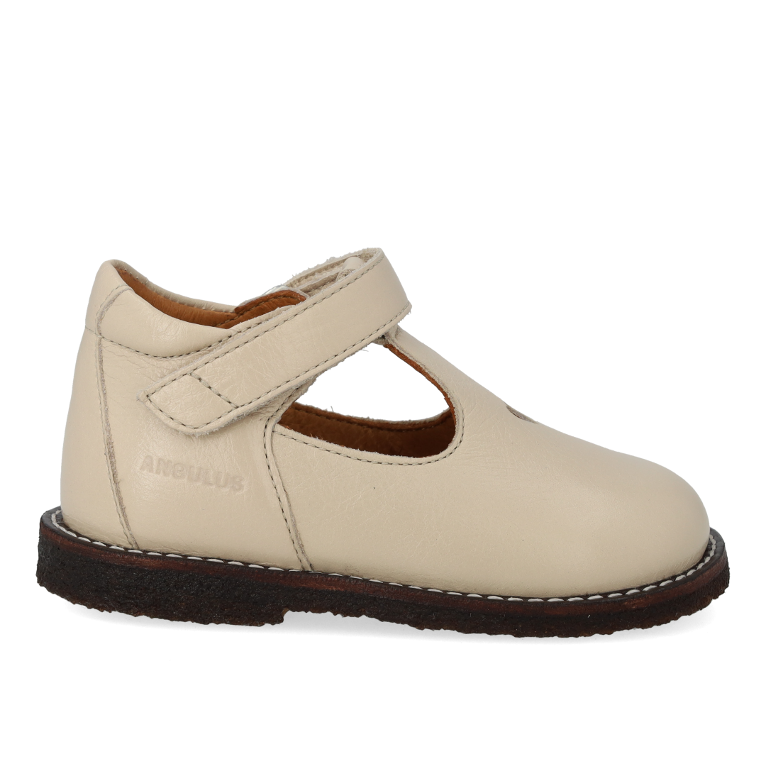 Classic Mary Janes with die-cut heart motif - Buttermilk - Leather