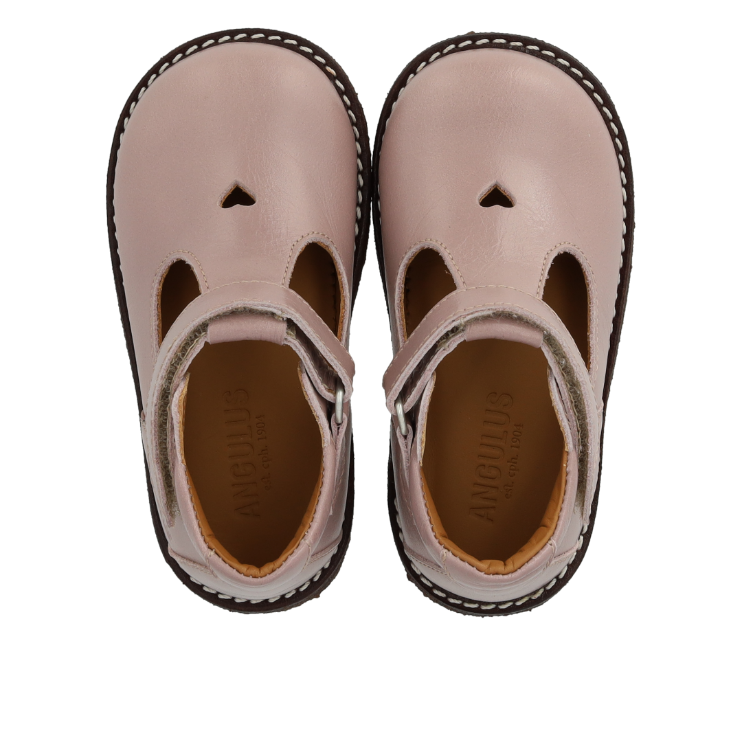 Classic Mary Janes with die-cut heart motif - Faded Rose - Leather