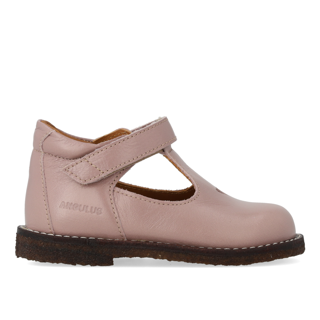 Classic Mary Janes with die-cut heart motif - Faded Rose - Leather