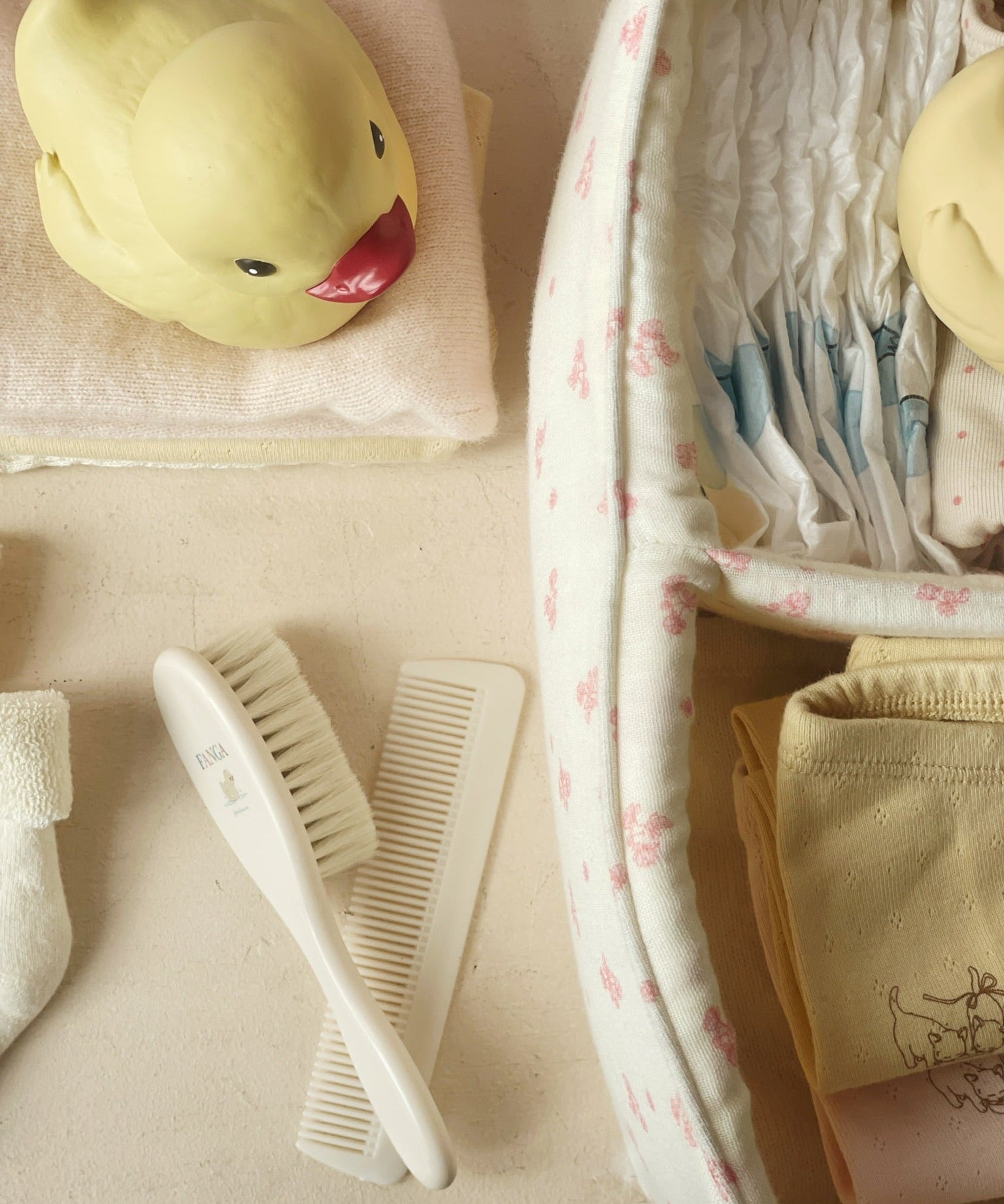 BABY HAIRBRUSH SET - BEIGE